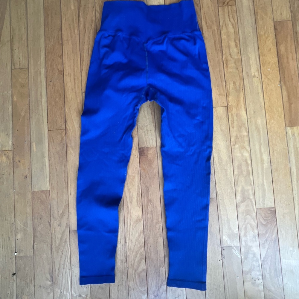 Blue 2 Piece Ribbed Matching Workout Set - Picture 7 of 7